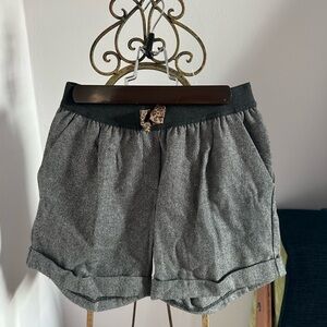 Monna Lisa Grey and black dress shorts with elastic waist and pockets #shorts